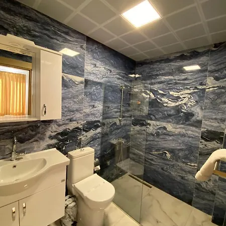 Huma Elite Apartahotel *