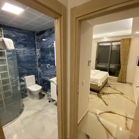 Huma Elite Apartahotel *