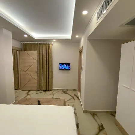 Huma Elite Apartahotel *