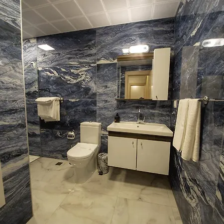Huma Elite Apartahotel *